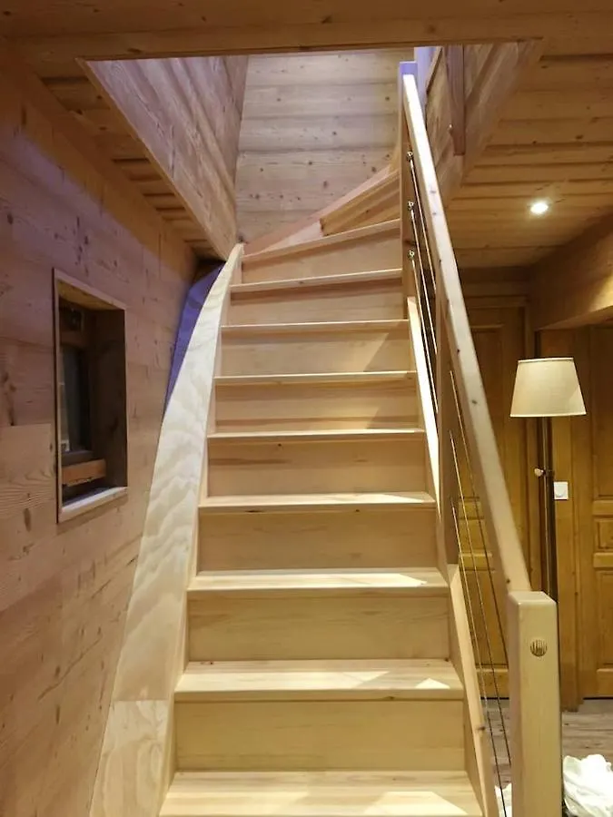 Chalet Chaleureux Avec Vue Sur Les Montagnes De La Lechere