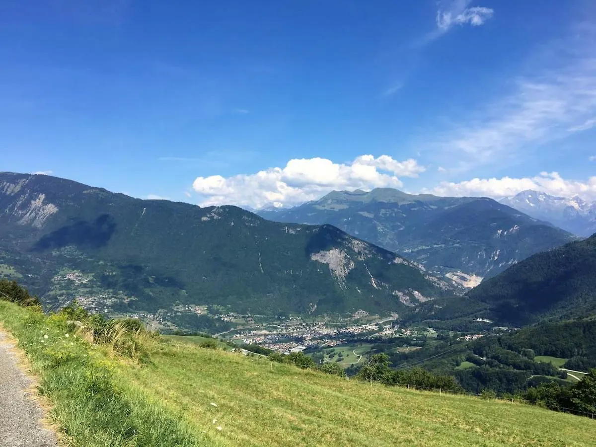 Chalet Chaleureux Avec Vue Sur Les Montagnes De La Lechere