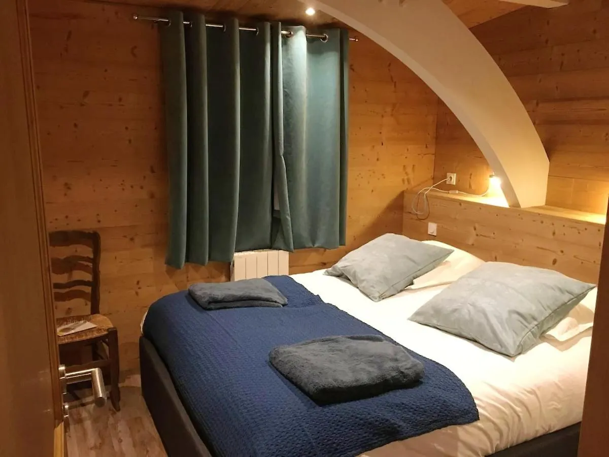 Chalet Chaleureux Avec Vue Sur Les Montagnes De La Lechere