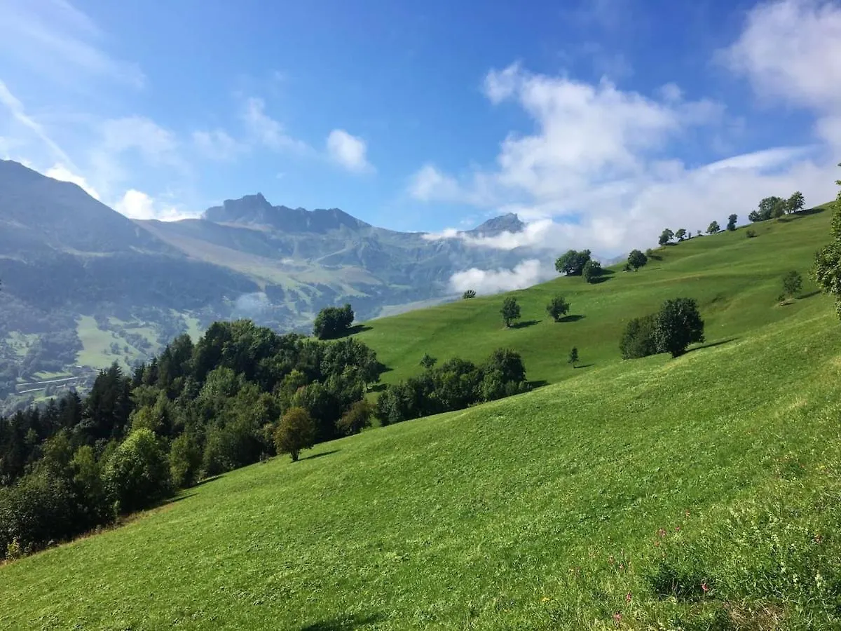 Chalet Chaleureux Avec Vue Sur Les Montagnes De La Lechere