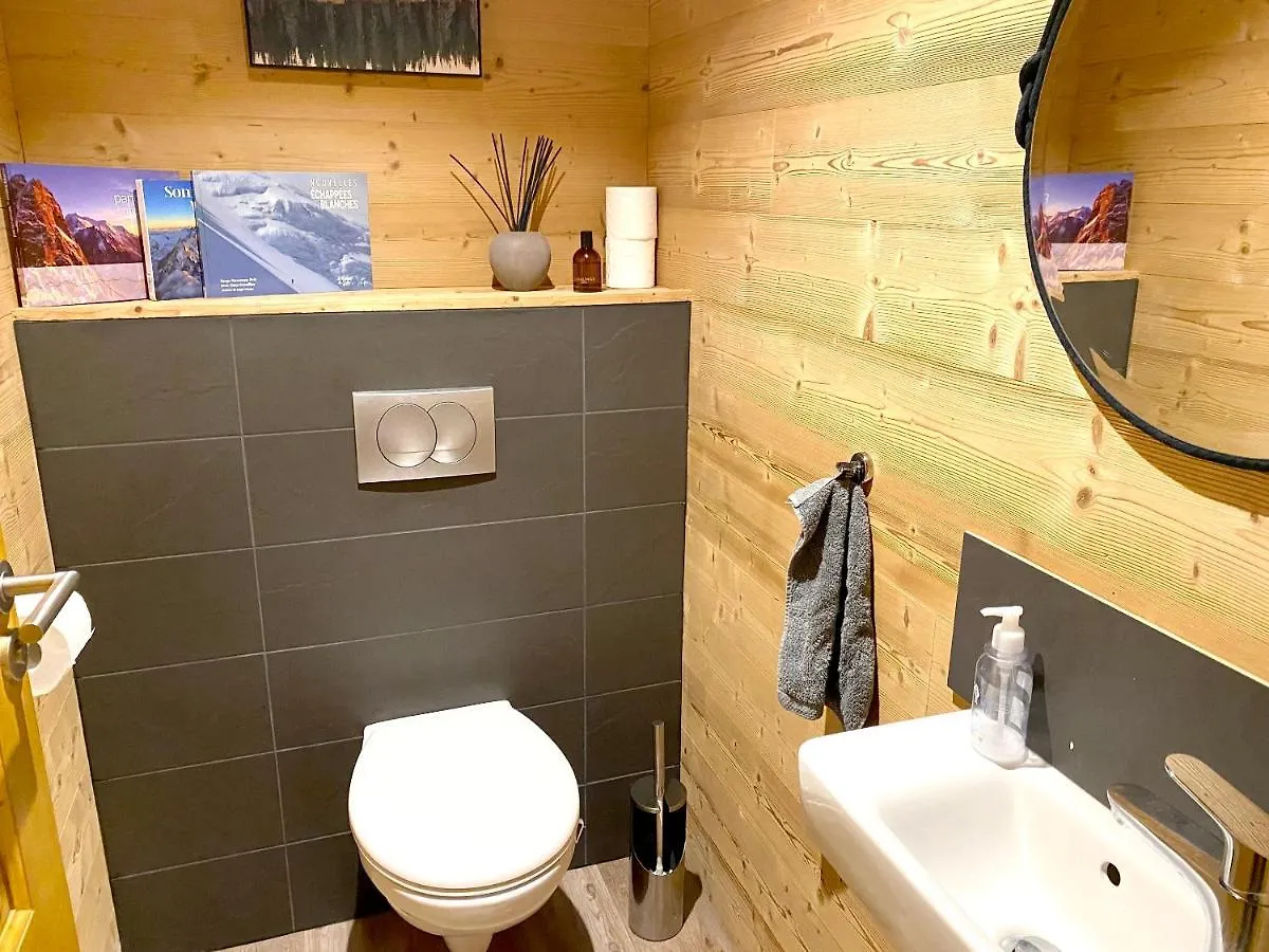 Chalet Chaleureux Avec Vue Sur Les Montagnes De La Lechere 0*,